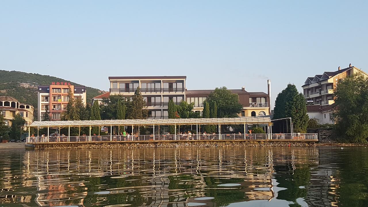 Hotel Millennium Pogradaş Dış mekan fotoğraf